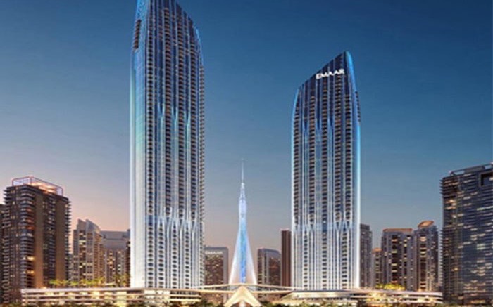 Address Harbour Point twin towers by Emaar at Dubai Creek Harbour, with the Dubai Creek Tower spire between them