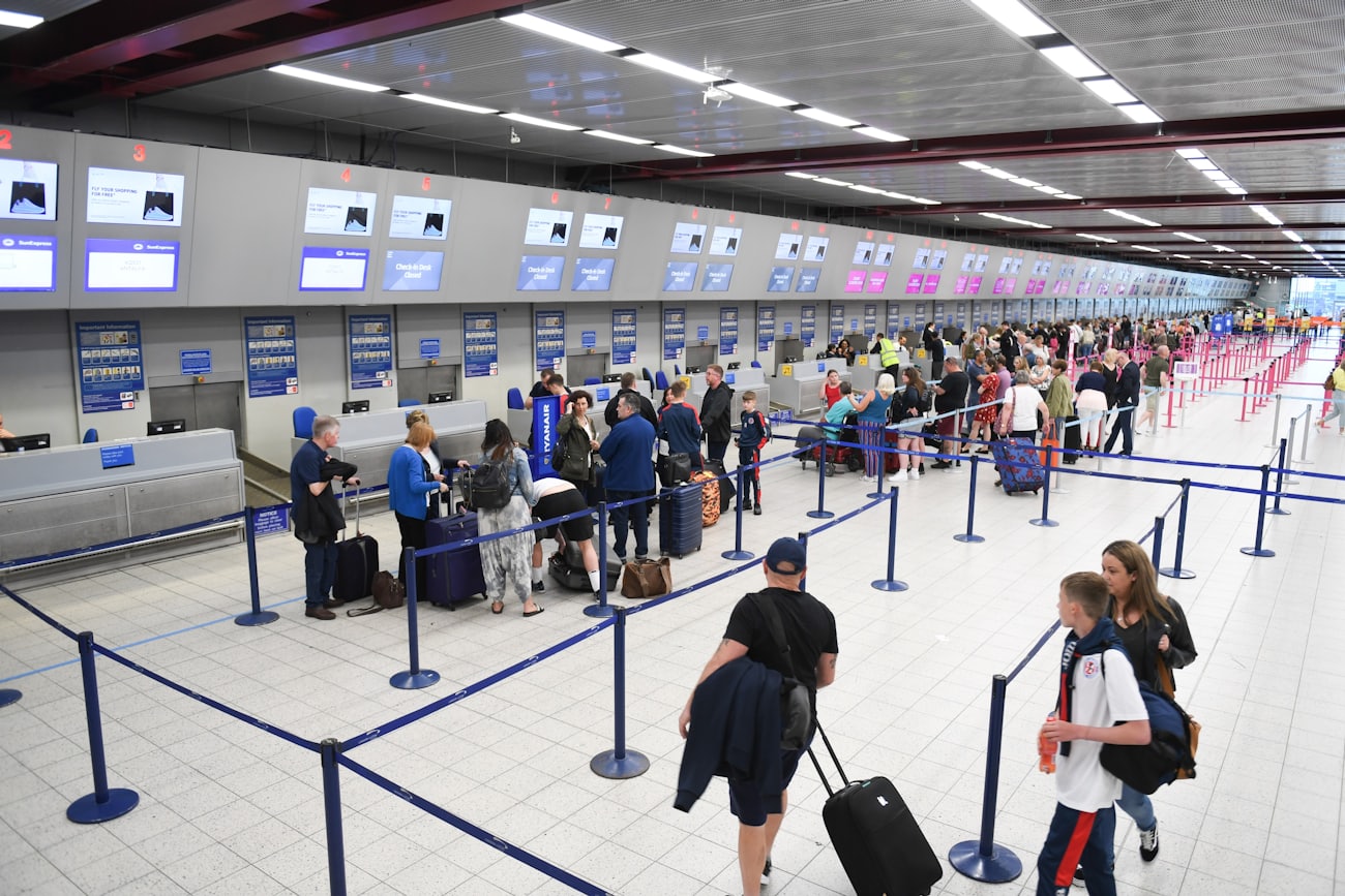 Airport departures - applying for Dubai 5-year multiple entry tourist visa