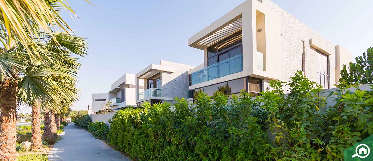 Popular-areas-to-buy-villas-in-DAMAC-Hills-2-_-Cover-23-12-22-2.jpg