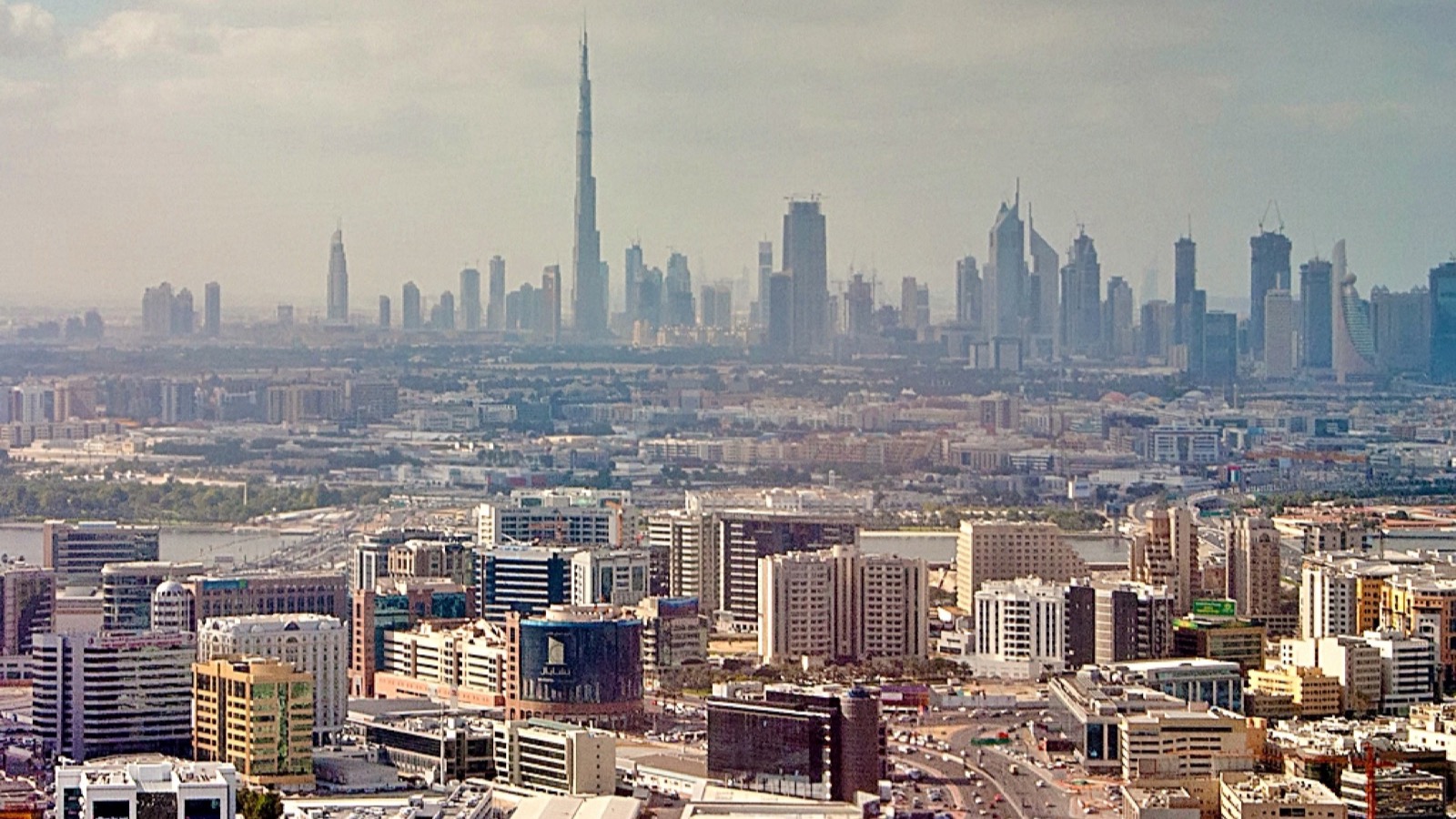 Dubai Salary Guide 2026: What People Earn, and What a Tax-Free Package Really Buys
