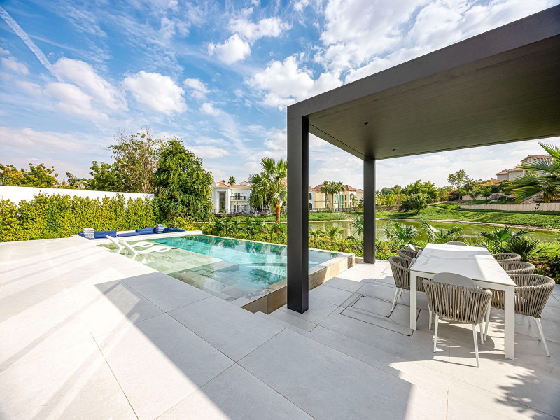 5 Bedroom Villa — Jumeirah Island — photo 5