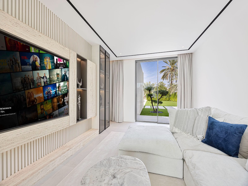 5 Bedroom Villa — Jumeirah Island — photo 16