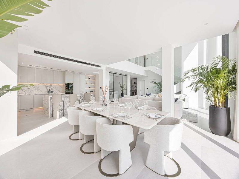5 Bedroom Villa — Jumeirah Island — photo 11