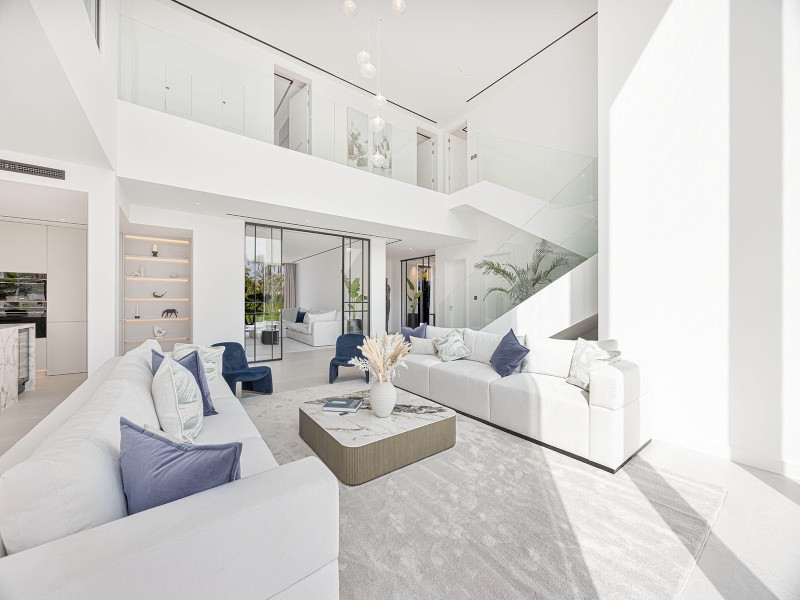 5 Bedroom Villa — Jumeirah Island — photo 42