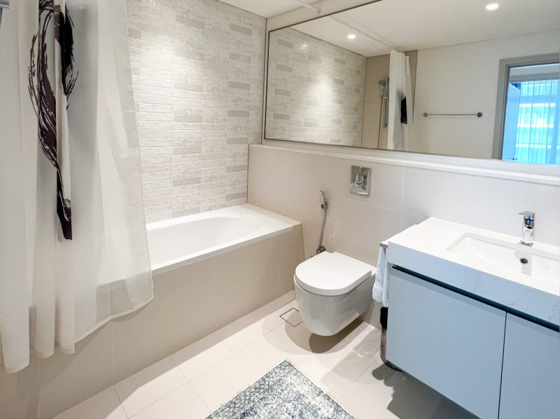 2 Bedroom Apartment — Sunrise Bay Residence — photo 16