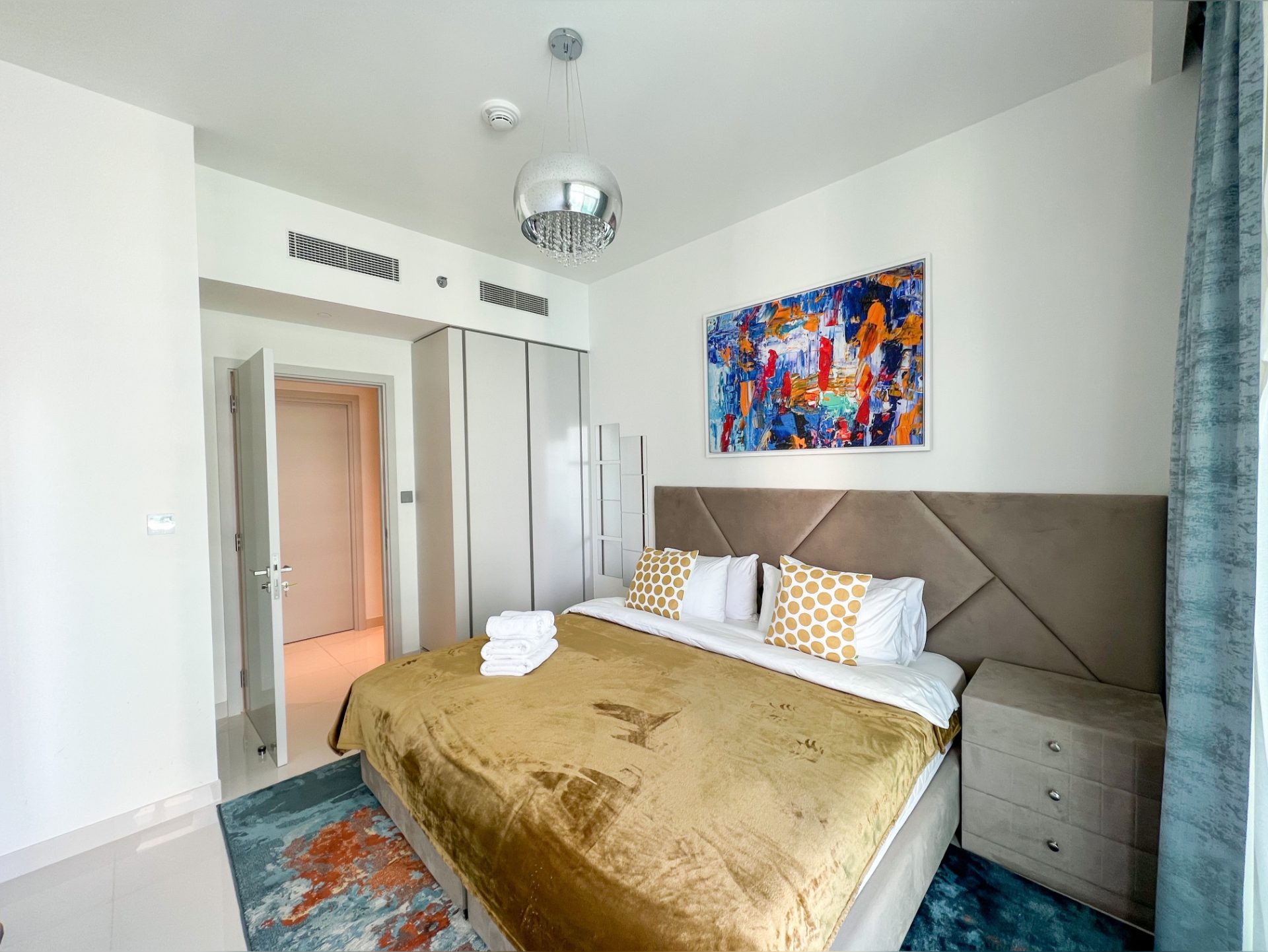 2 Bedroom Apartment — Sunrise Bay Residence — photo 14