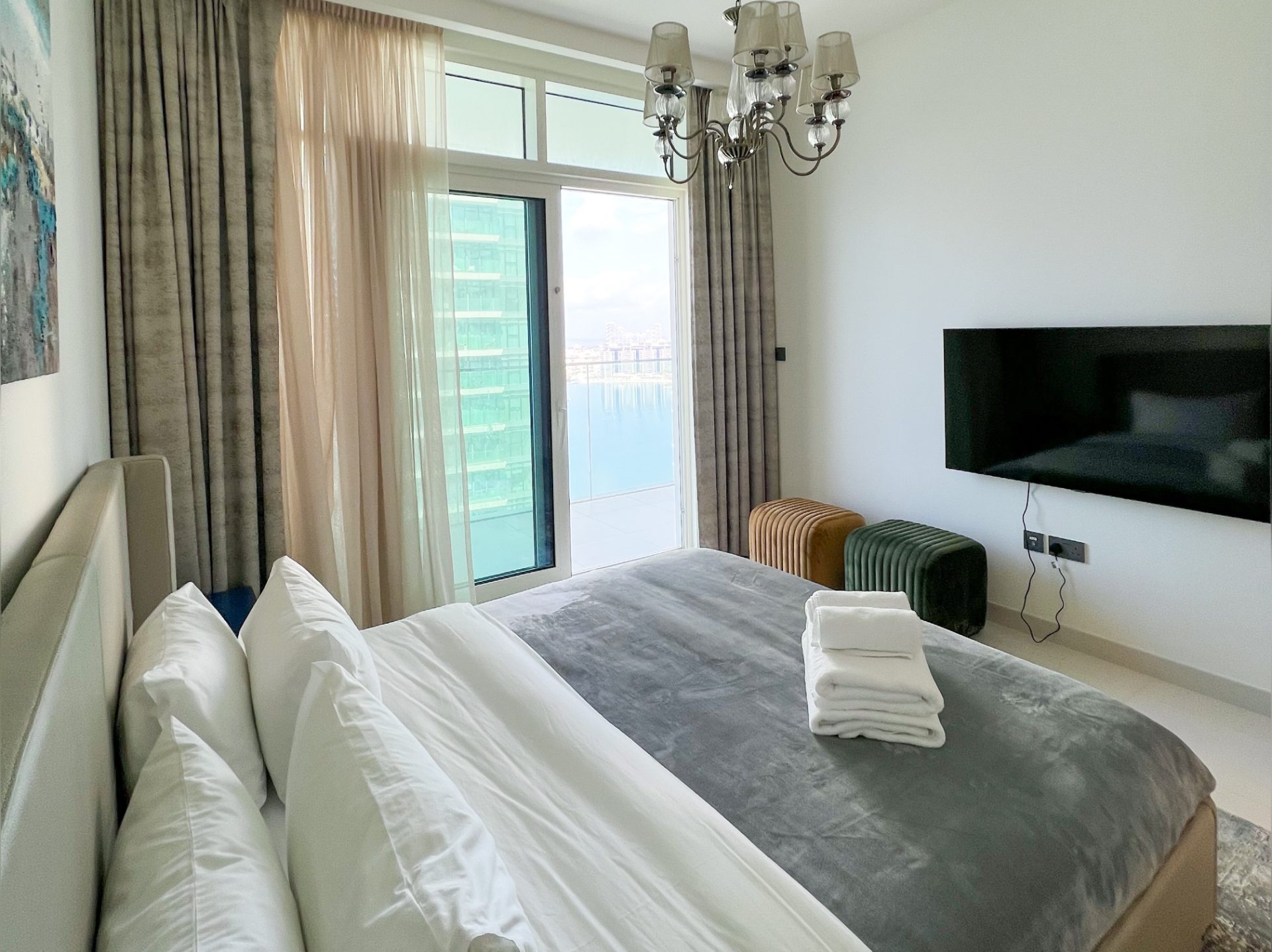2 Bedroom Apartment — Sunrise Bay Residence — photo 9