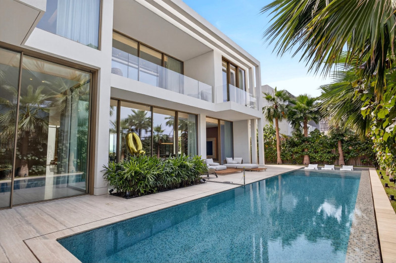 6 Bedroom Villa — La Mer South — photo 28