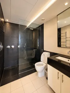 2 Bedroom Apartment — The Lofts Central Tower — photo 17