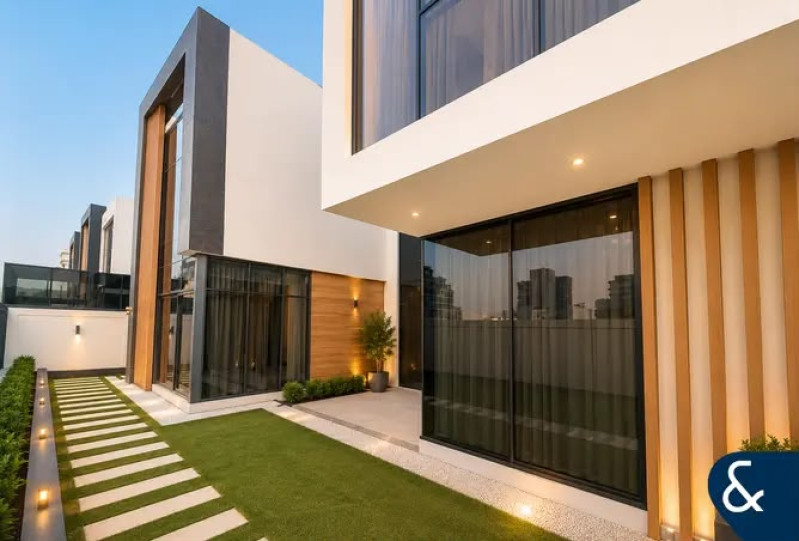 5 Bedroom Villa — Nad AL Sheba Gardens — photo 16