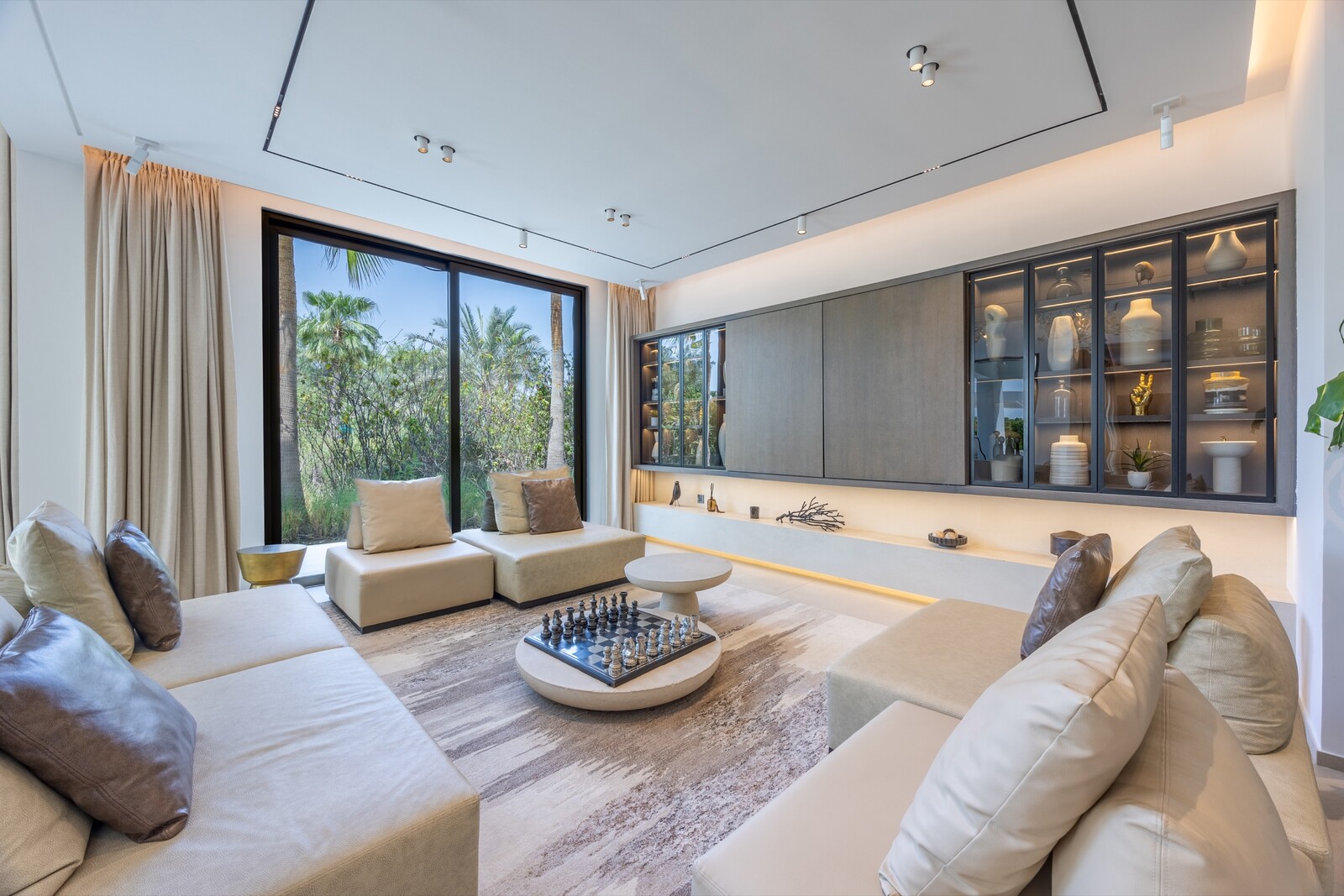 4 Bedroom Villa — Jumeirah Islands - Dubai — photo 2
