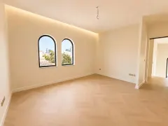 5 Bedroom Villa — Jumeirah Park, District 3 - Dubai — photo 9
