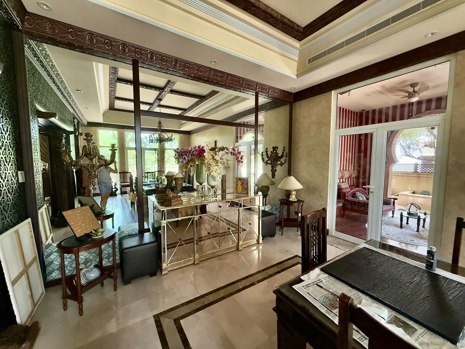 6 Bedroom Villa — Emirates Hills, Sector H - Dubai — photo 14