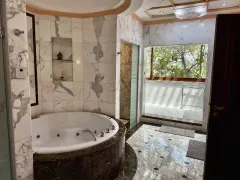 6 Bedroom Villa — Emirates Hills, Sector H - Dubai — photo 21