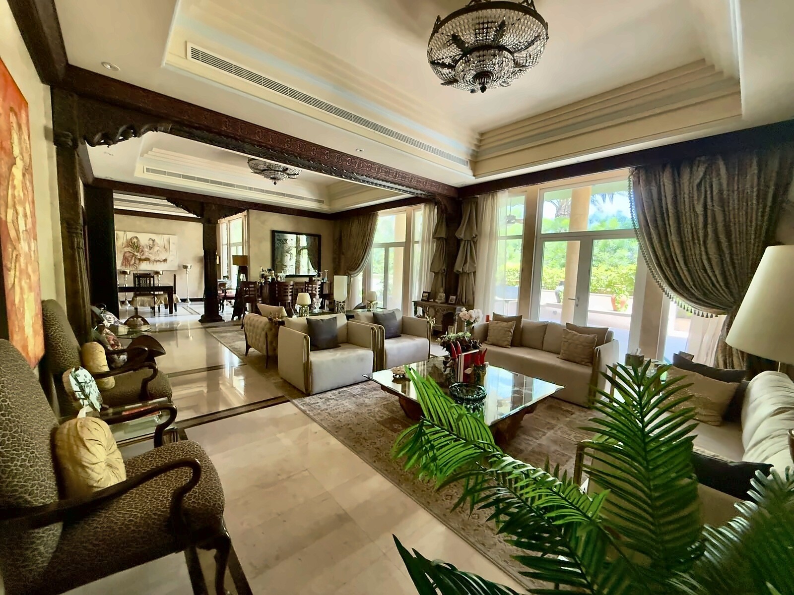 6 Bedroom Villa — Emirates Hills, Sector H - Dubai — photo 11