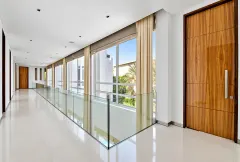5 Bedroom Villa — Emirates Hills, Sector P - Dubai — photo 18