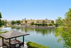 5 Bedroom Villa — Emirates Hills, Sector P - Dubai — photo 1