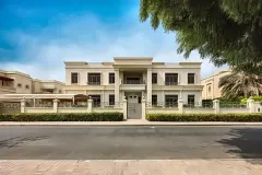 5 Bedroom Villa — Emirates Hills Sector E Lake View - Dubai — photo 1
