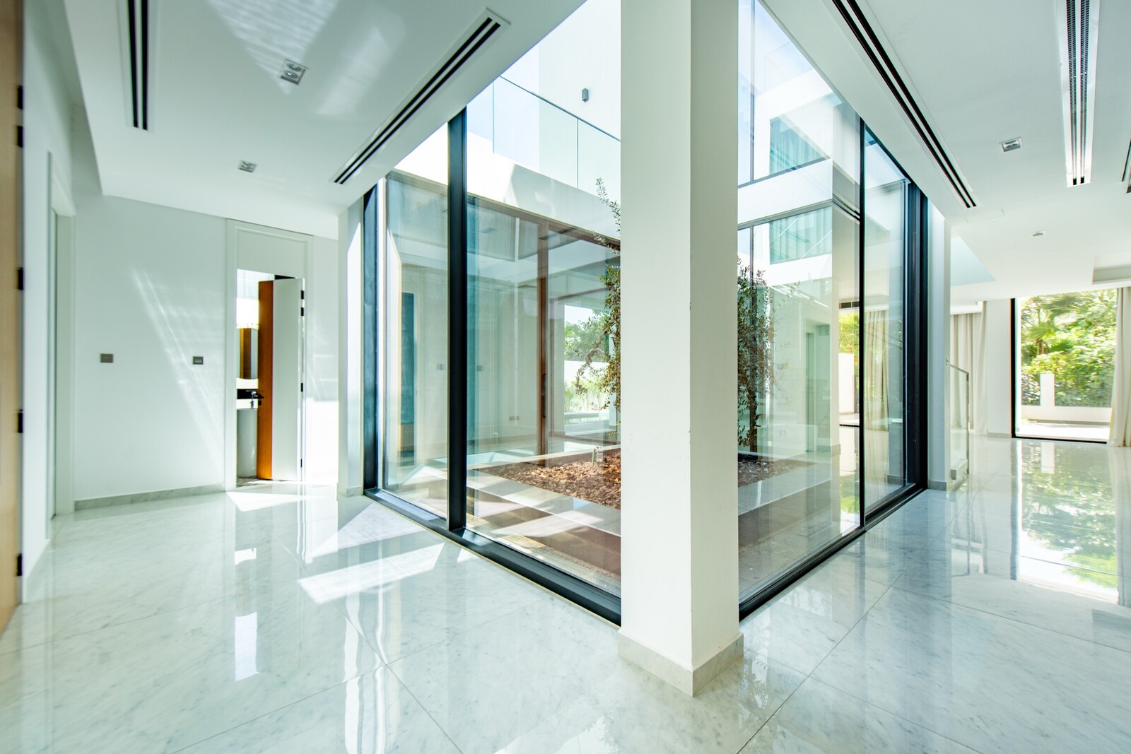 5 Bedroom Villa — Chorisia 1, Al Barari - Dubai — photo 3