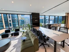— Bay Square, Business Bay - Dubai — photo 1