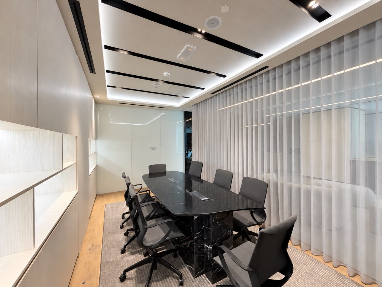 — Bay Square, Business Bay - Dubai — photo 25